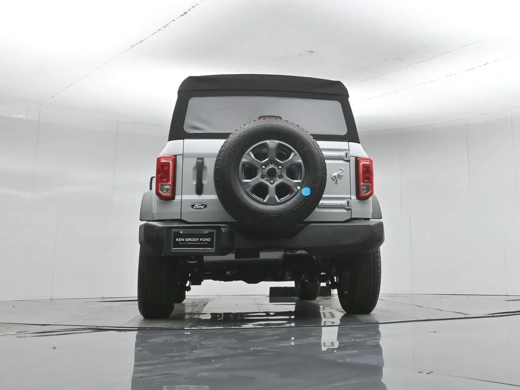 New 2026 Avalanche Gray Ford Big Bend image 47