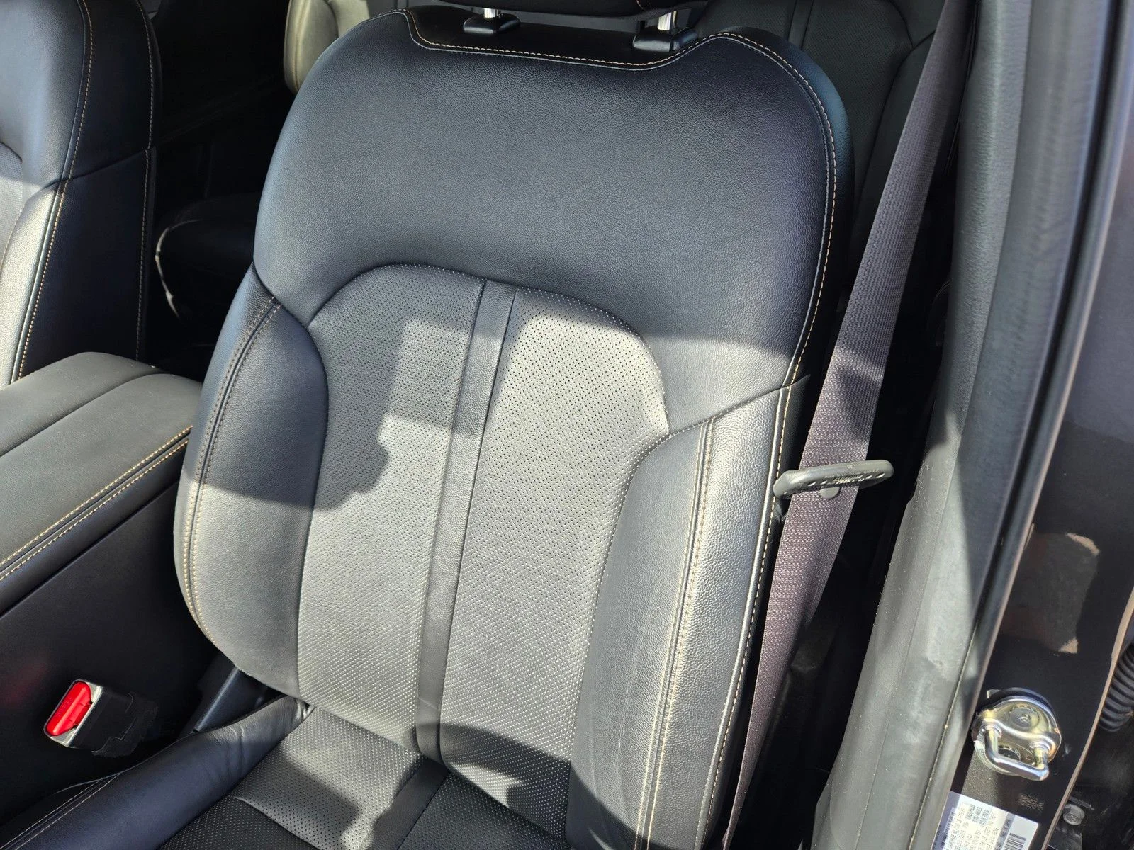 Certified Used 2024 Machine Gray Metallic Mazda Preferred image 20