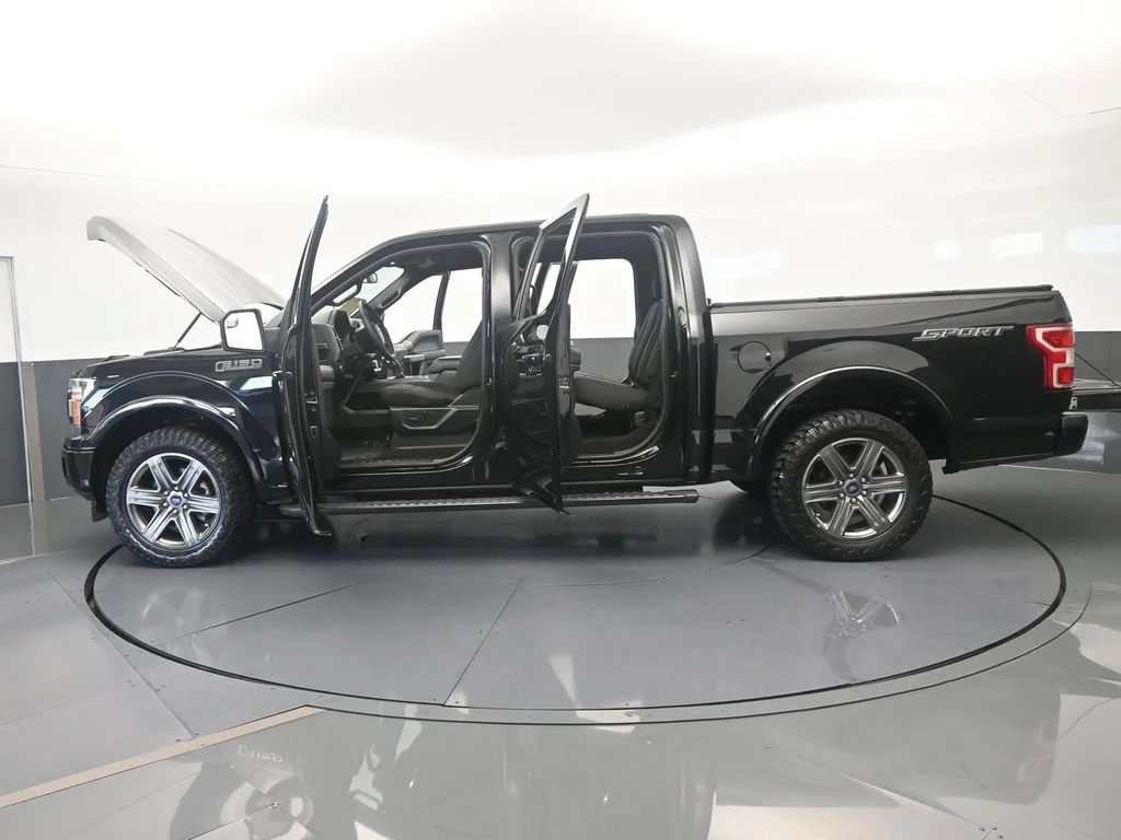 Used 2020 Black Ford XL image 69
