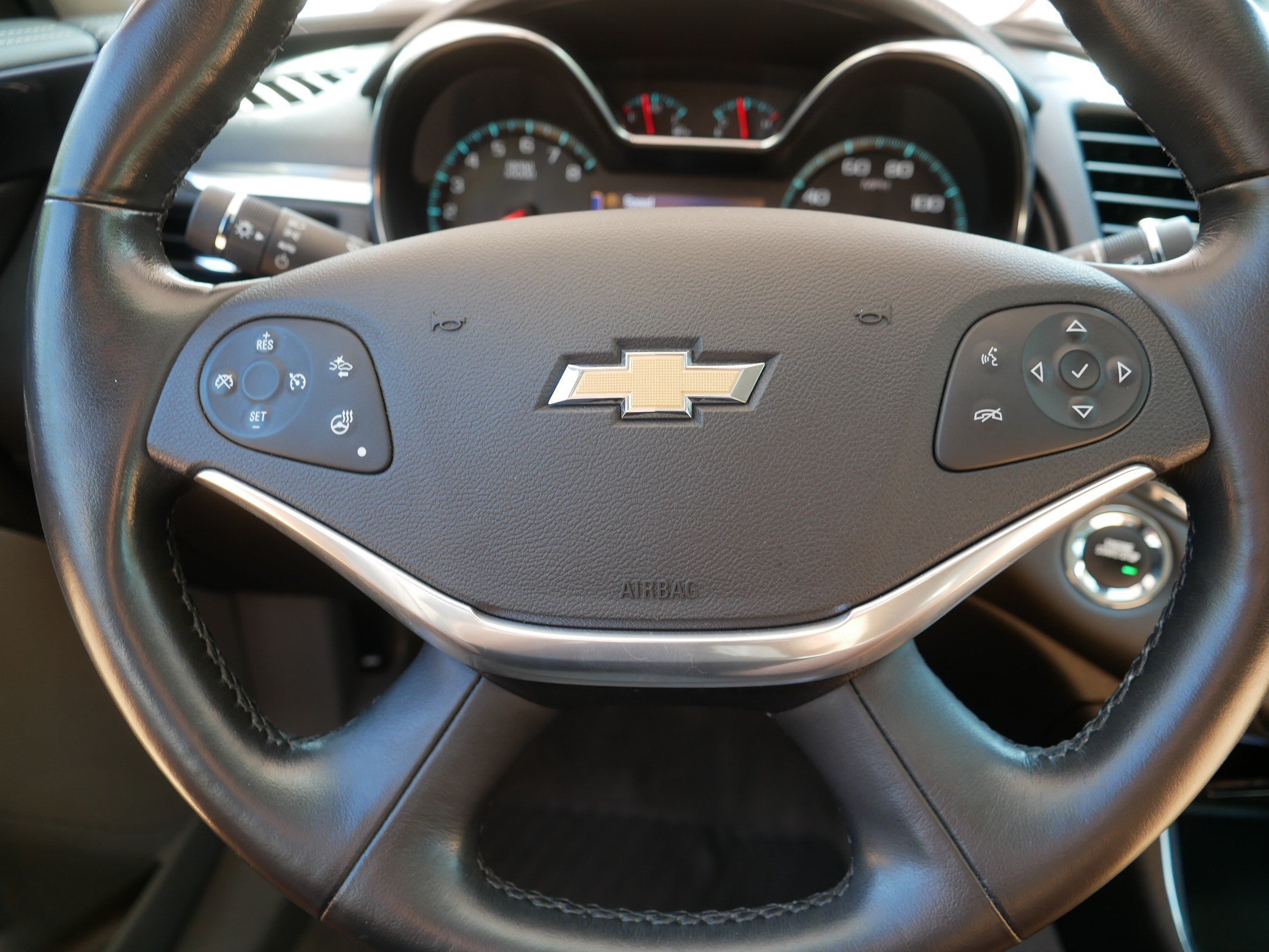 Used 2014 Ashen Gray Metallic Chevrolet LTZ image 25