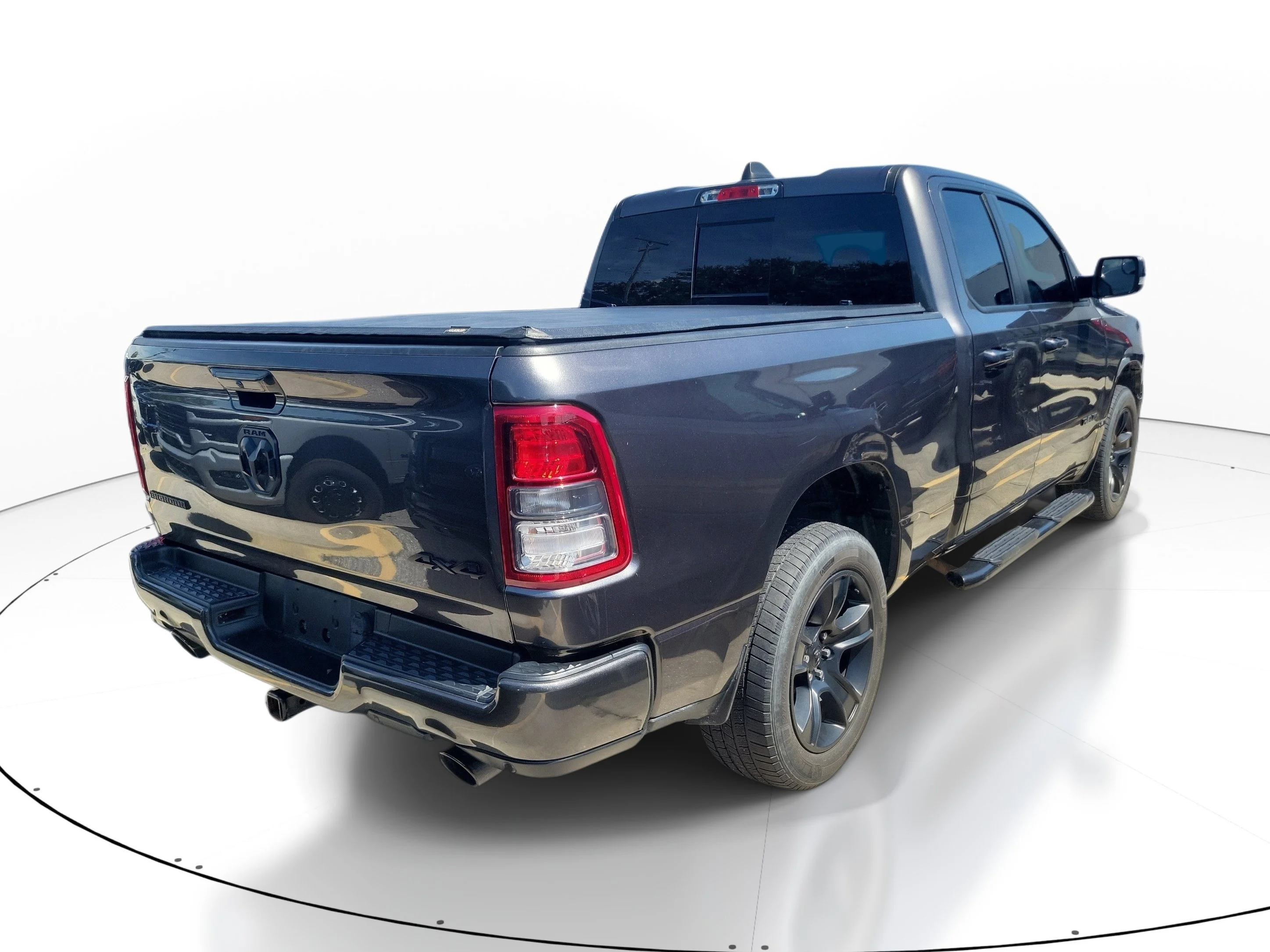 Used 2022 Granite Crystal Metallic Clearcoat Ram Big Horn image 7