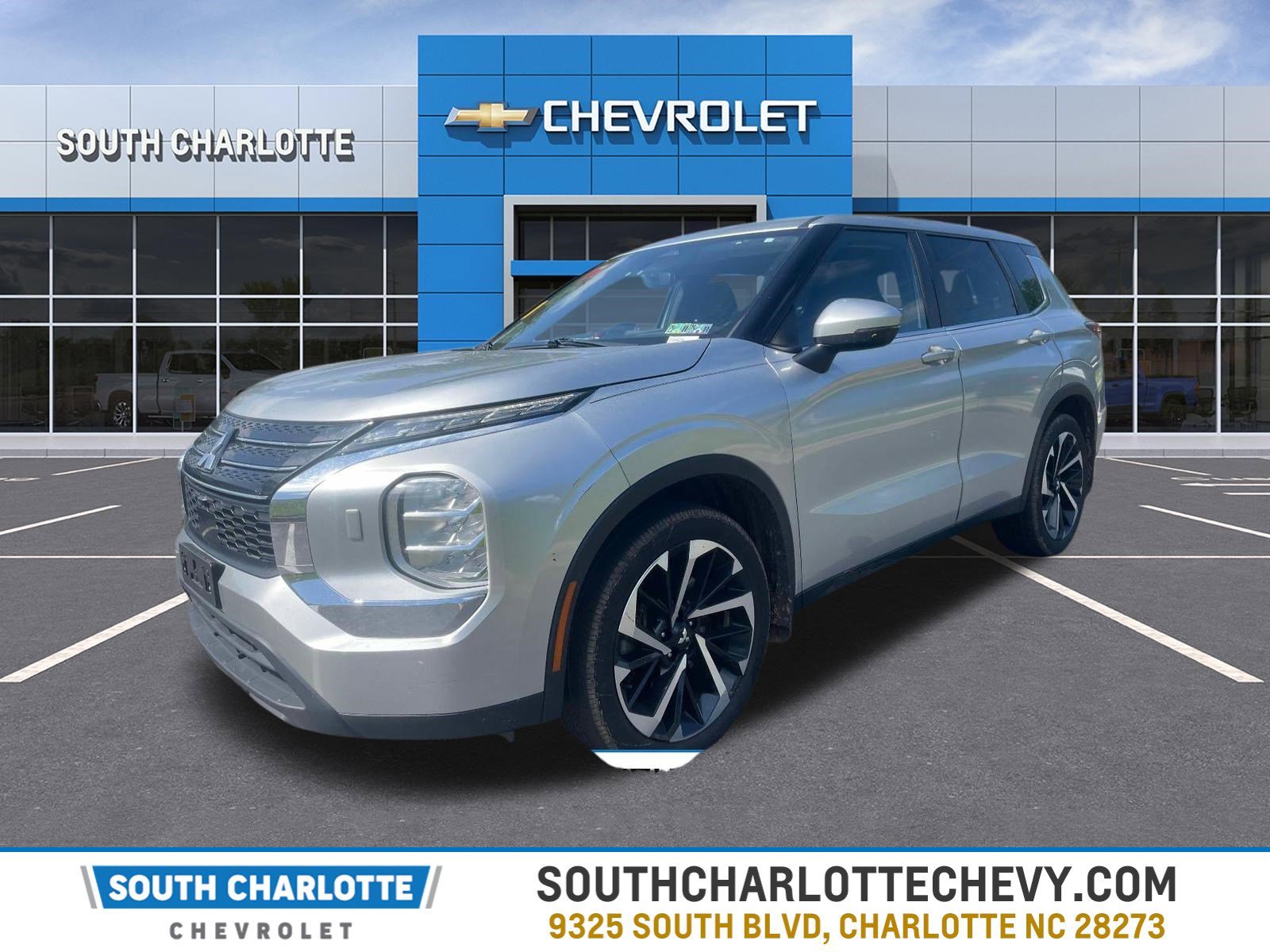 2022 Mitsubishi Outlander ES S-AWC's photo