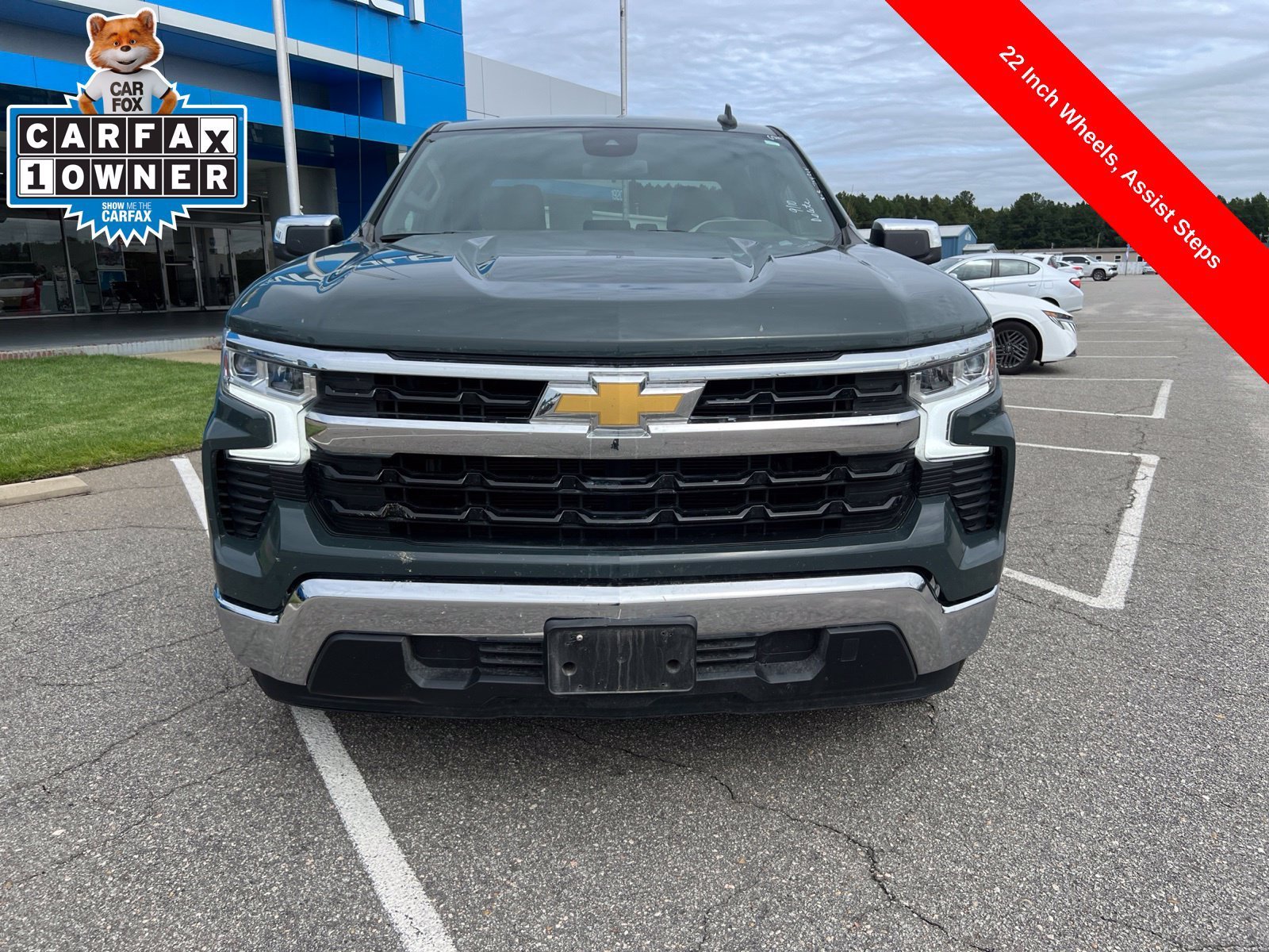 Used 2025 Cypress Gray Chevrolet LT image 8