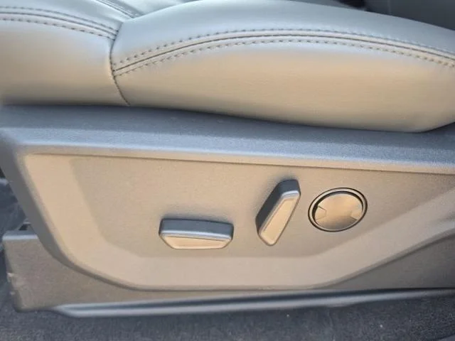 New 2027 Dark Matter Gray Metallic Ford MAX Active image 29