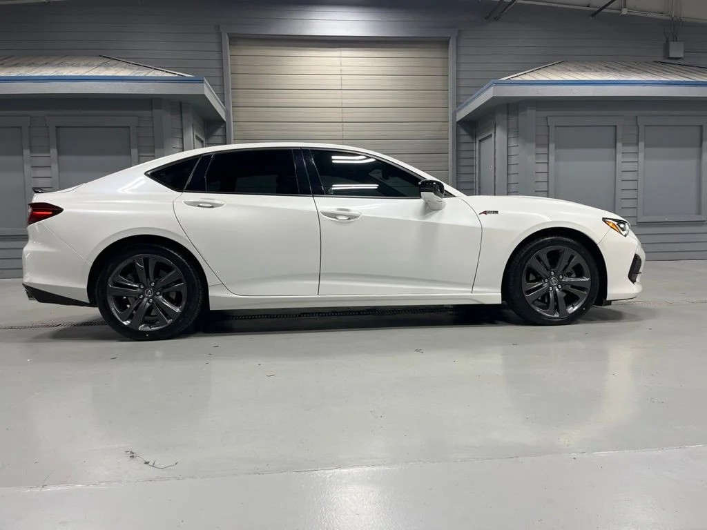 Used 2022 Platinum White Pearl Acura A-Spec Package image 8