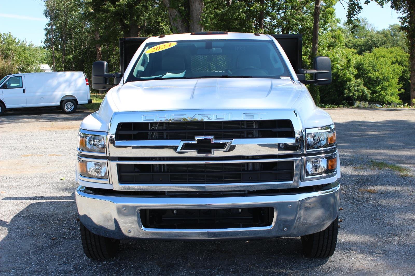 Used 2024 Summit White Chevrolet Work Truck image 2
