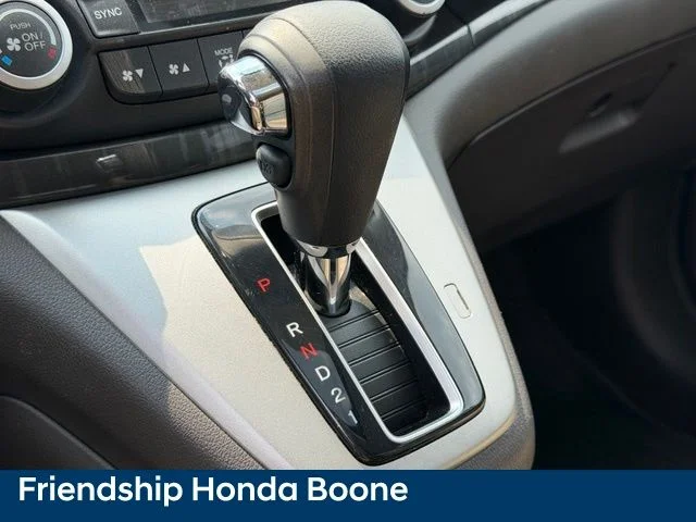 Used 2014 White Honda EX-L image 26