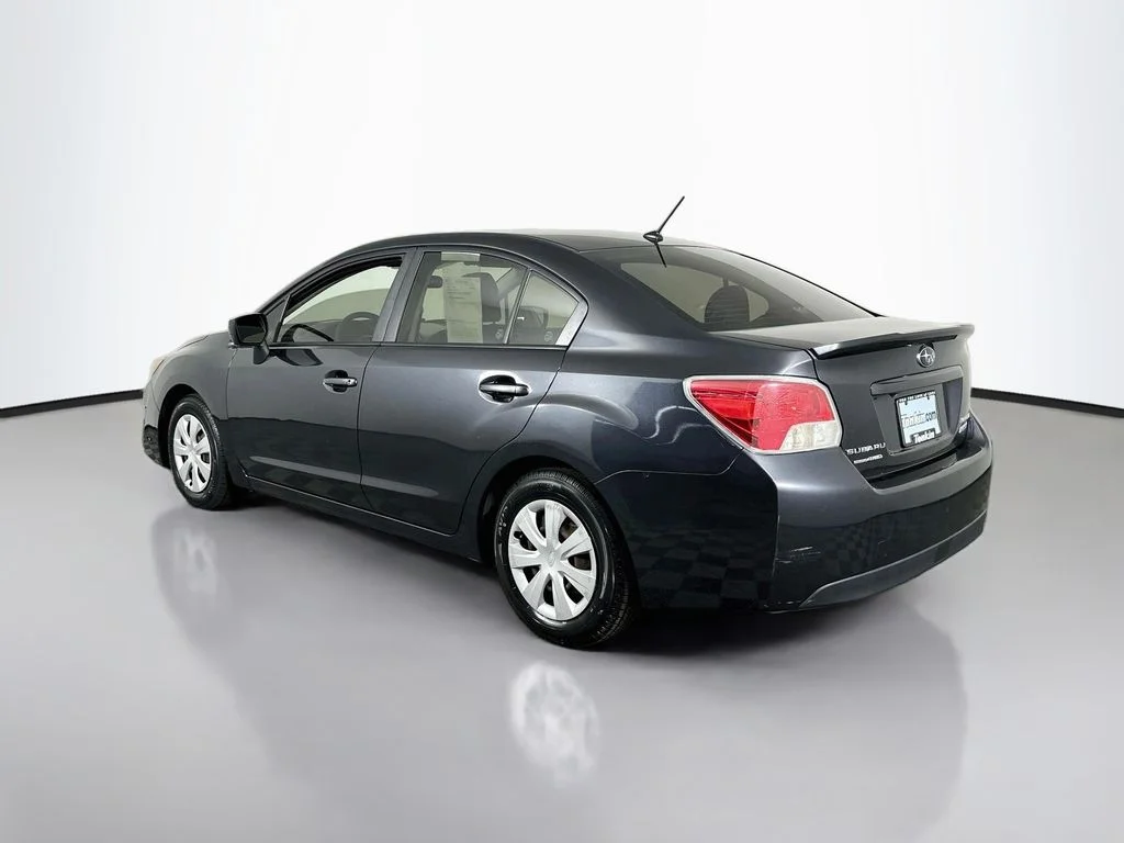 Used 2015 Dark Gray Metallic Subaru 2.0i image 6