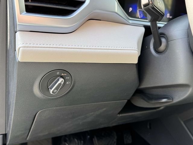 New 2026 Gray Volkswagen 1.5T SE image 28
