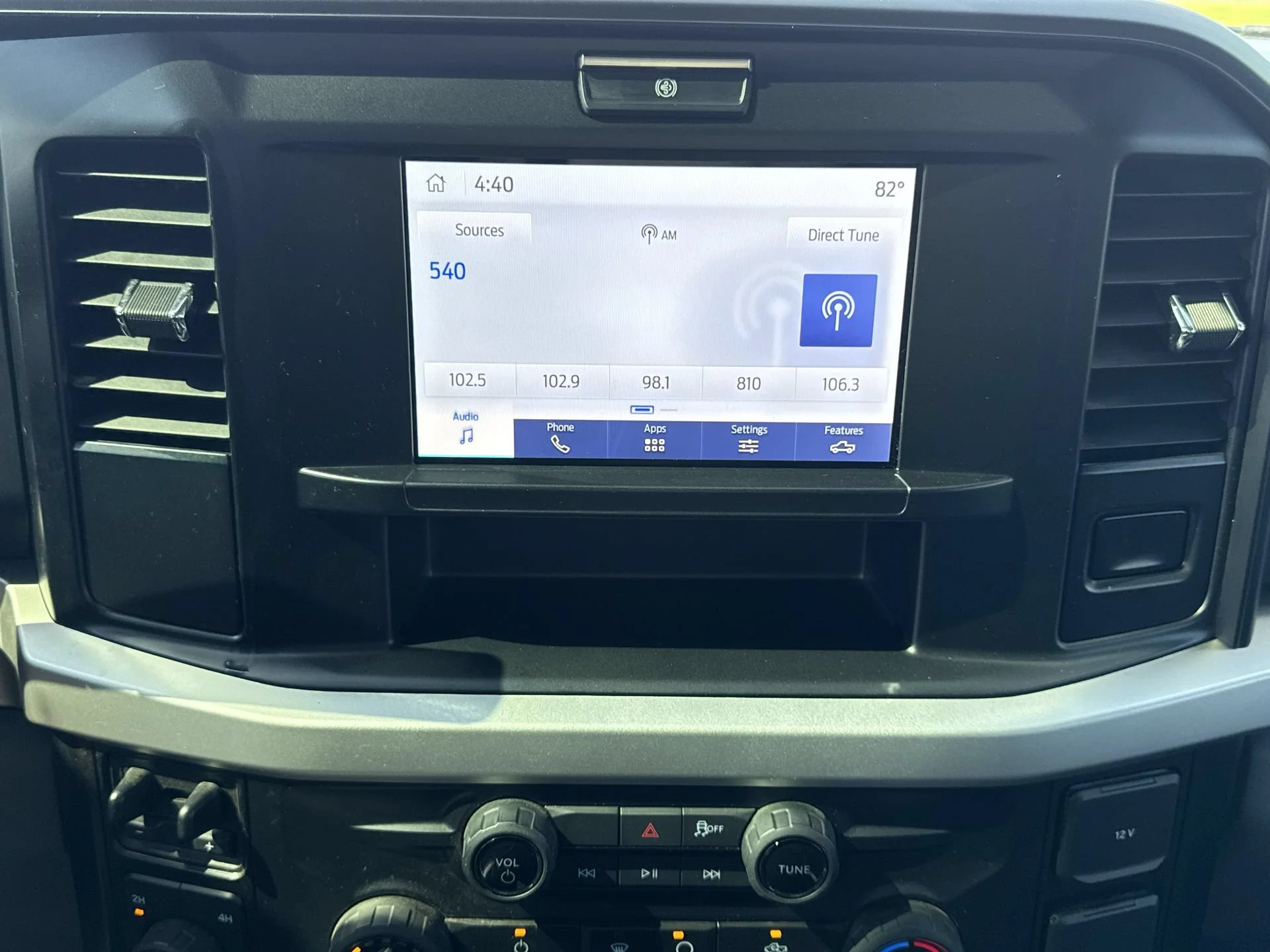 2025 Ford F-350 Super Duty XLT - Photo 16
