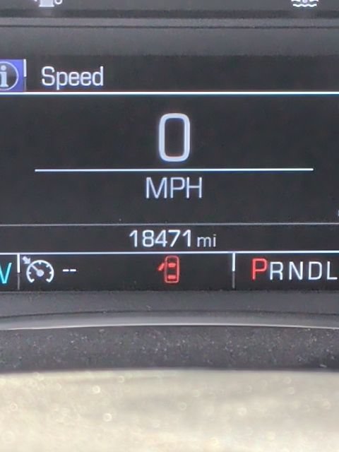 Used 2017 WHITE FROST TRICOAT GMC SLE image 2