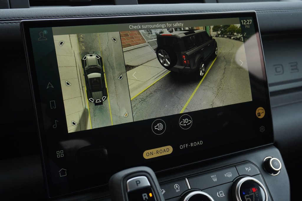 New 2026 Carpathian Grey Land Rover X-Dynamic SE image 24