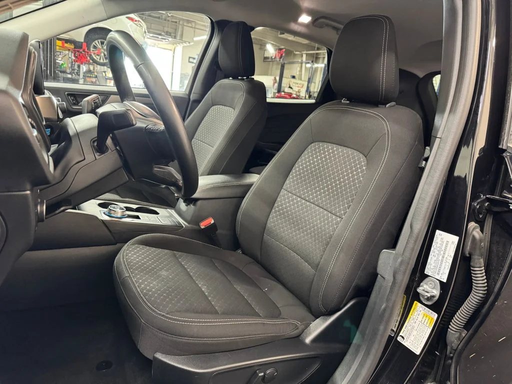 Used 2024 Black Ford Active image 17