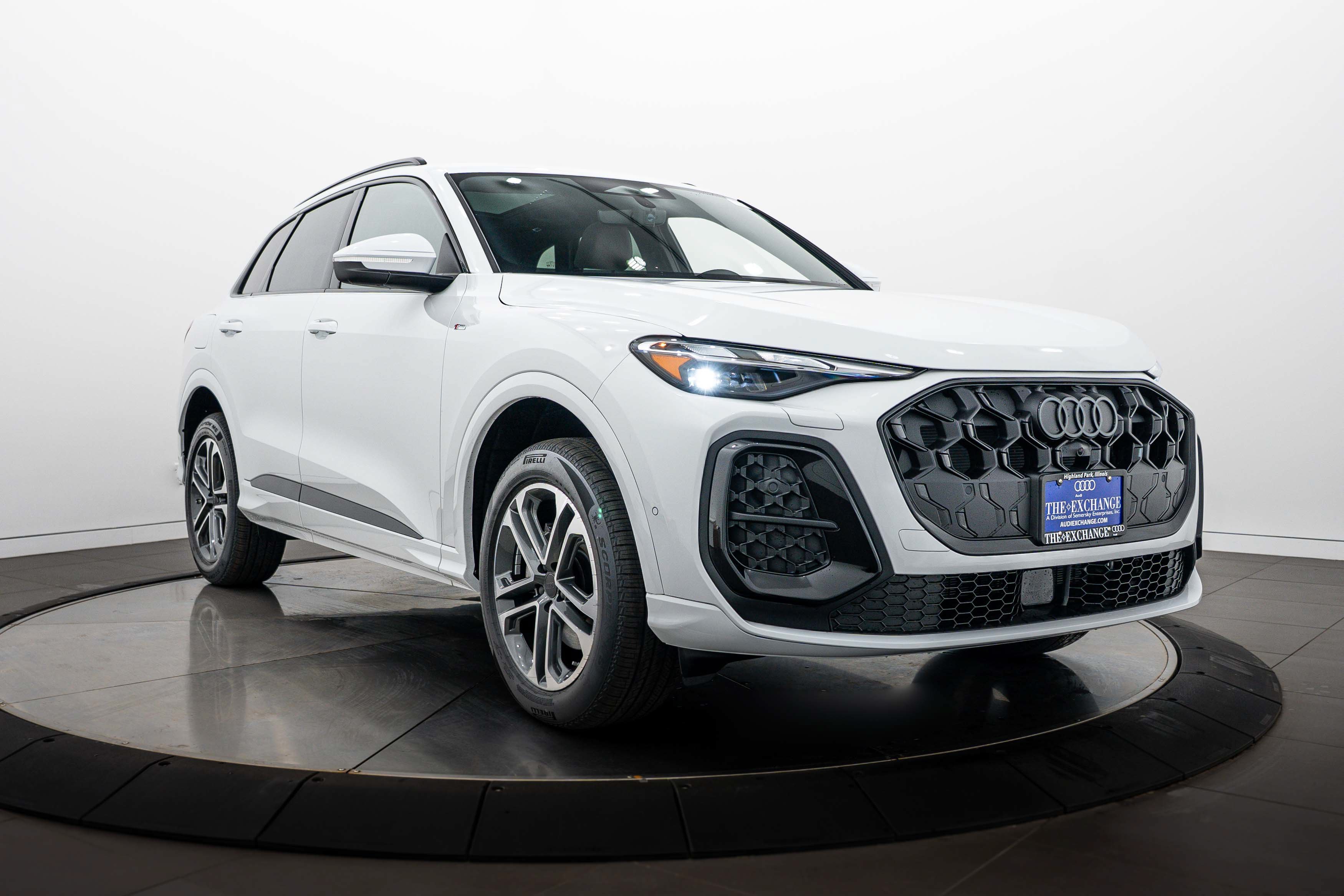 New 2026 Glacier White Audi Premium image 2