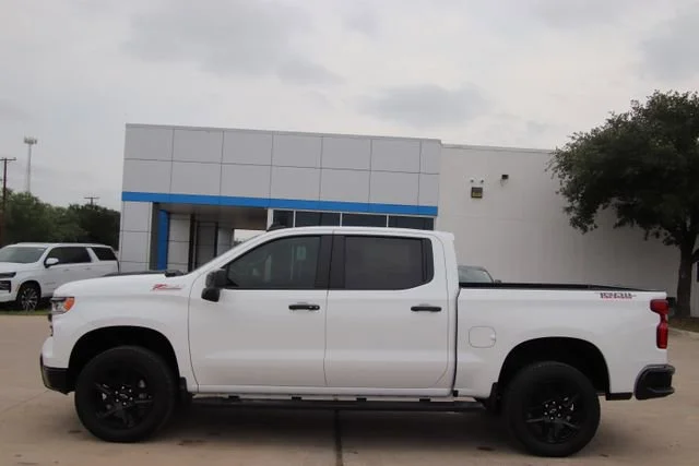 New 2026 Summit White Chevrolet LT Trail Boss image 6