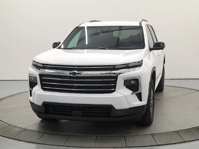 2027 Chevrolet Traverse LT - Photo 4