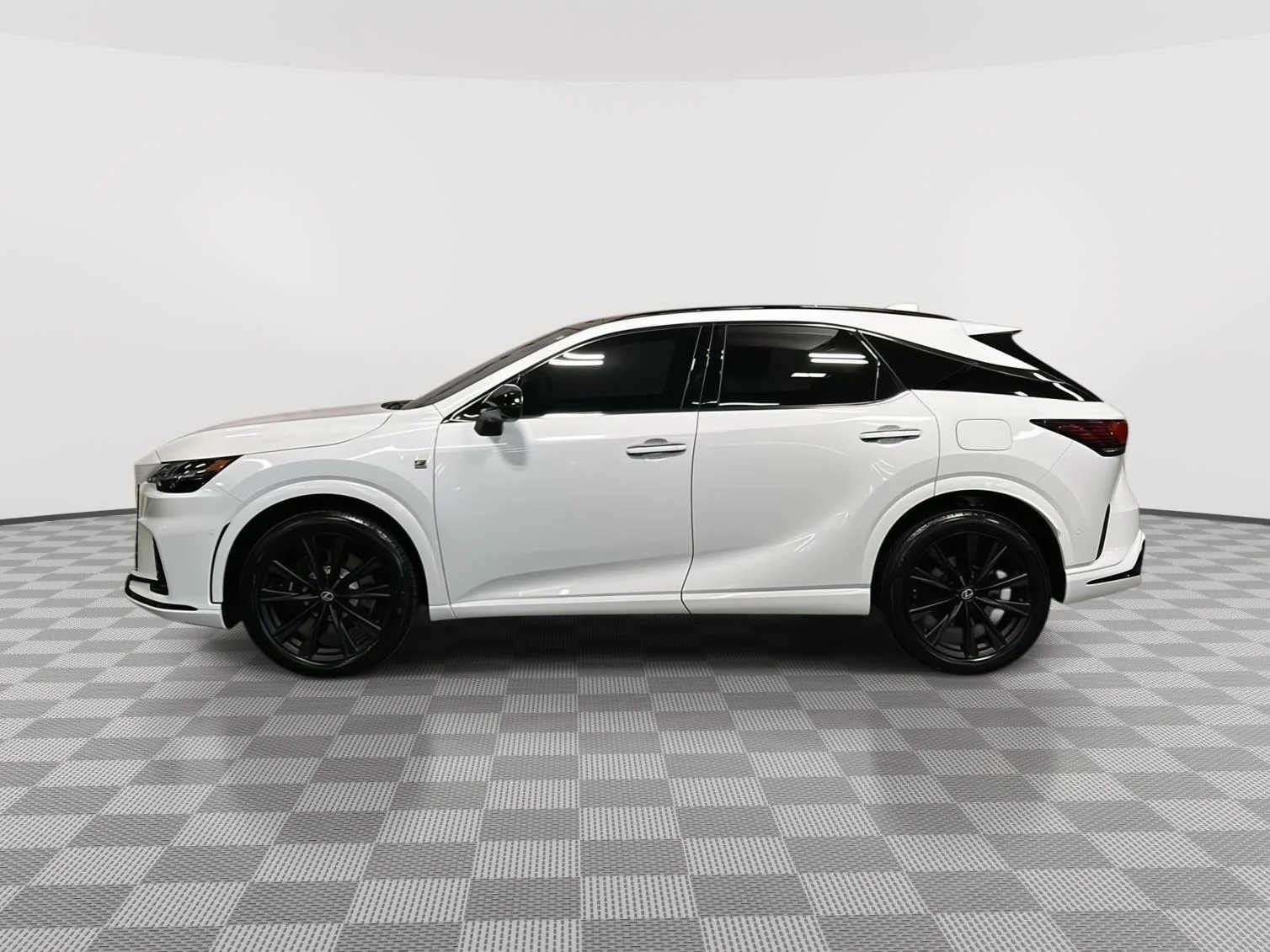 New 2026 Ultra White Lexus RX 500h F SPORT Performance image 21