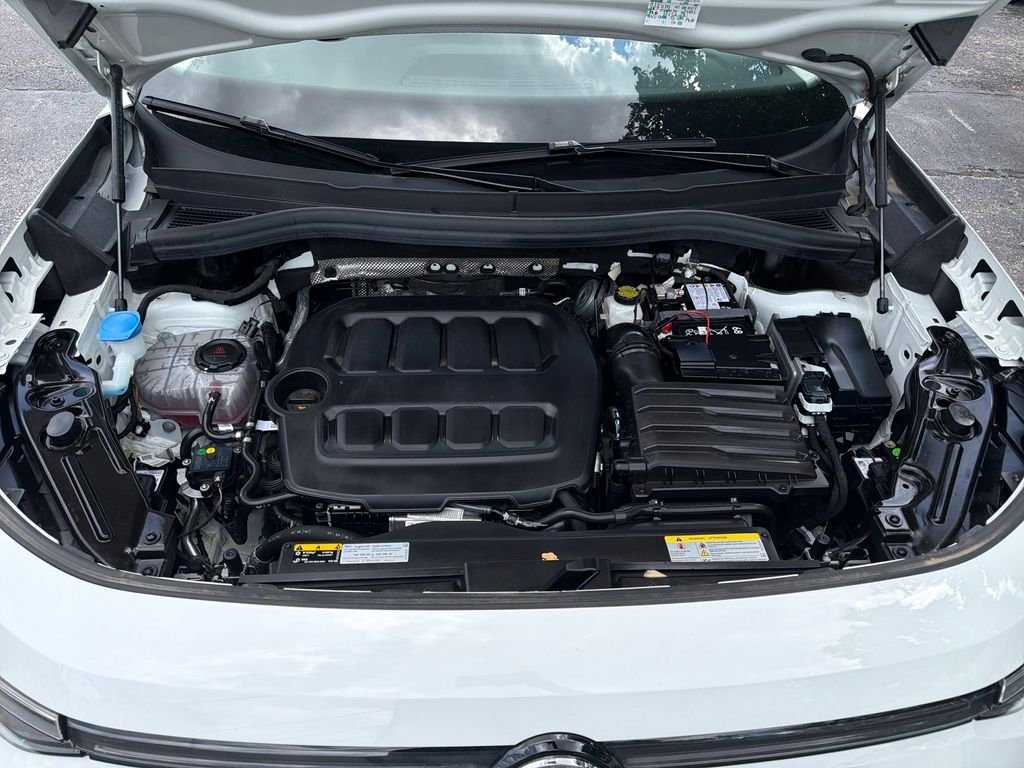 New 2026 White/off-white Volkswagen 2.0T SE image 23