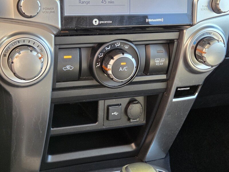 Used 2021 White Toyota SR5 image 30