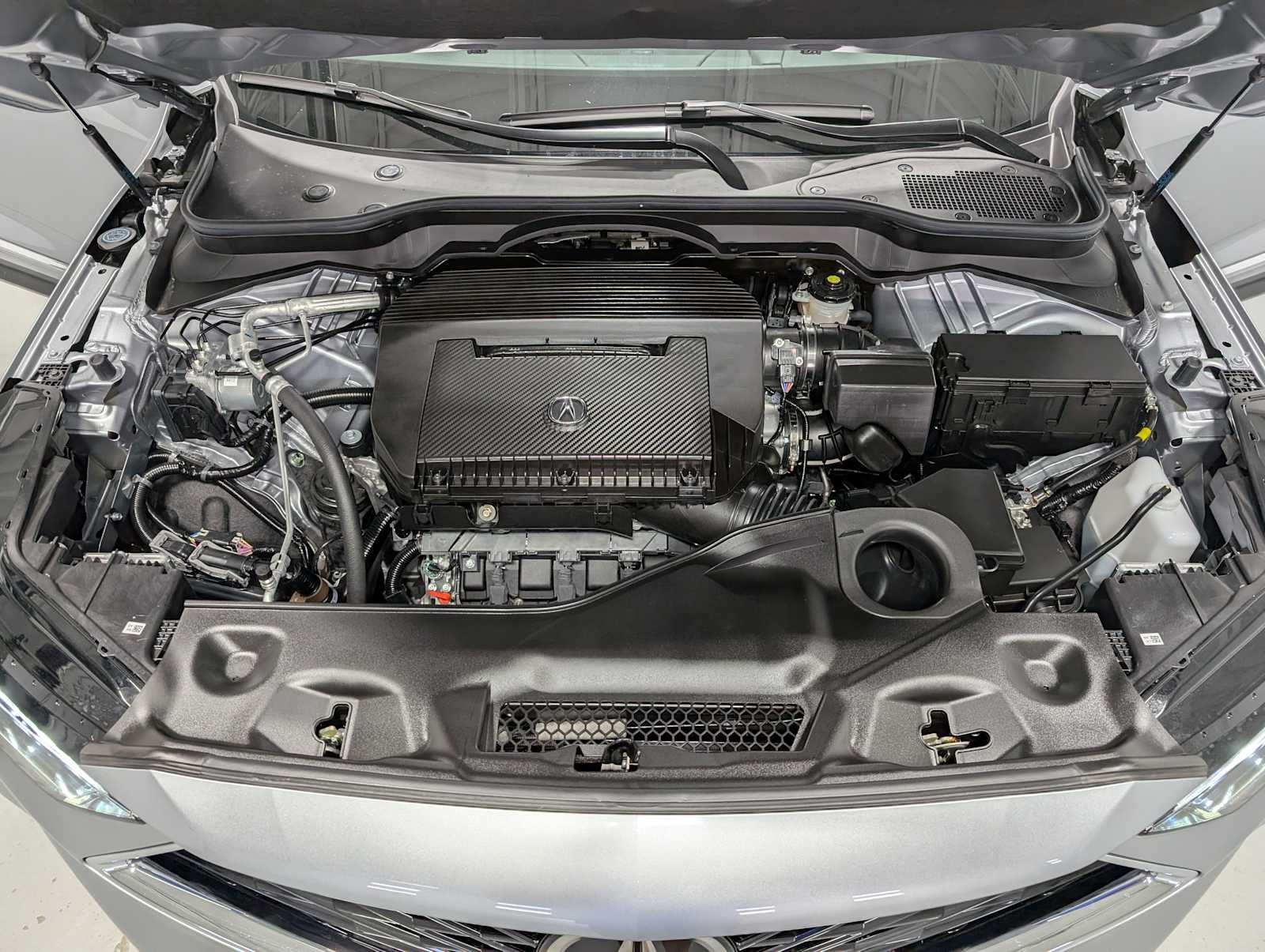 New 2026 Solar Silver Metallic Acura  image 12
