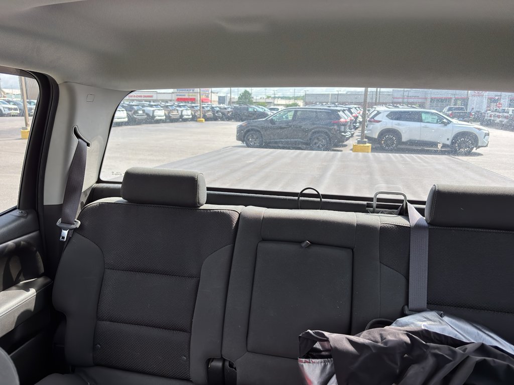 Used 2015 Silver Ice Metallic Chevrolet LT image 9