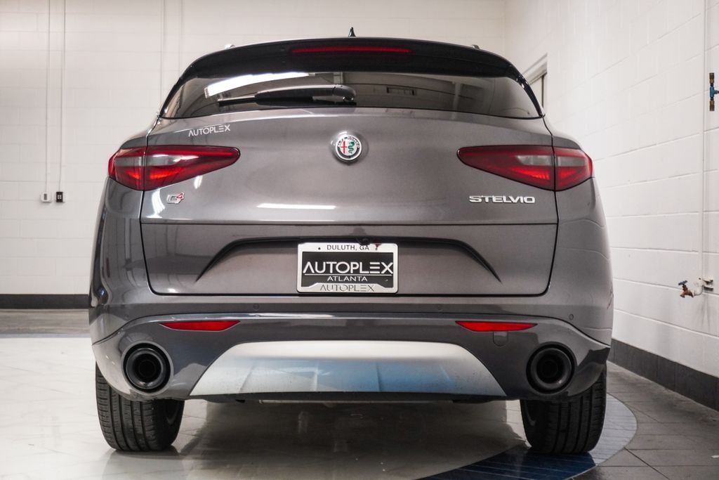 Used 2023 Gray Alfa Romeo Ti image 35