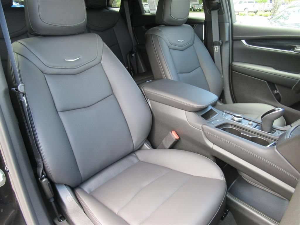 New 2026 Stellar Black Metallic Cadillac Premium Luxury image 8