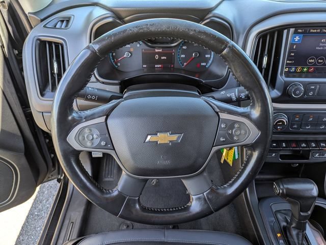 Used 2019 Black Chevrolet Z71 image 25