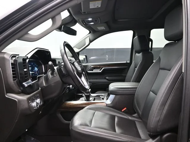 Used 2024 Black GMC Elevation image 6