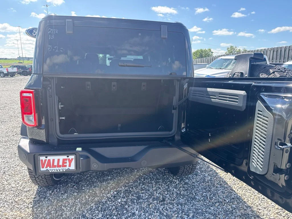 New 2026 Shadow Black Ford Big Bend® image 51
