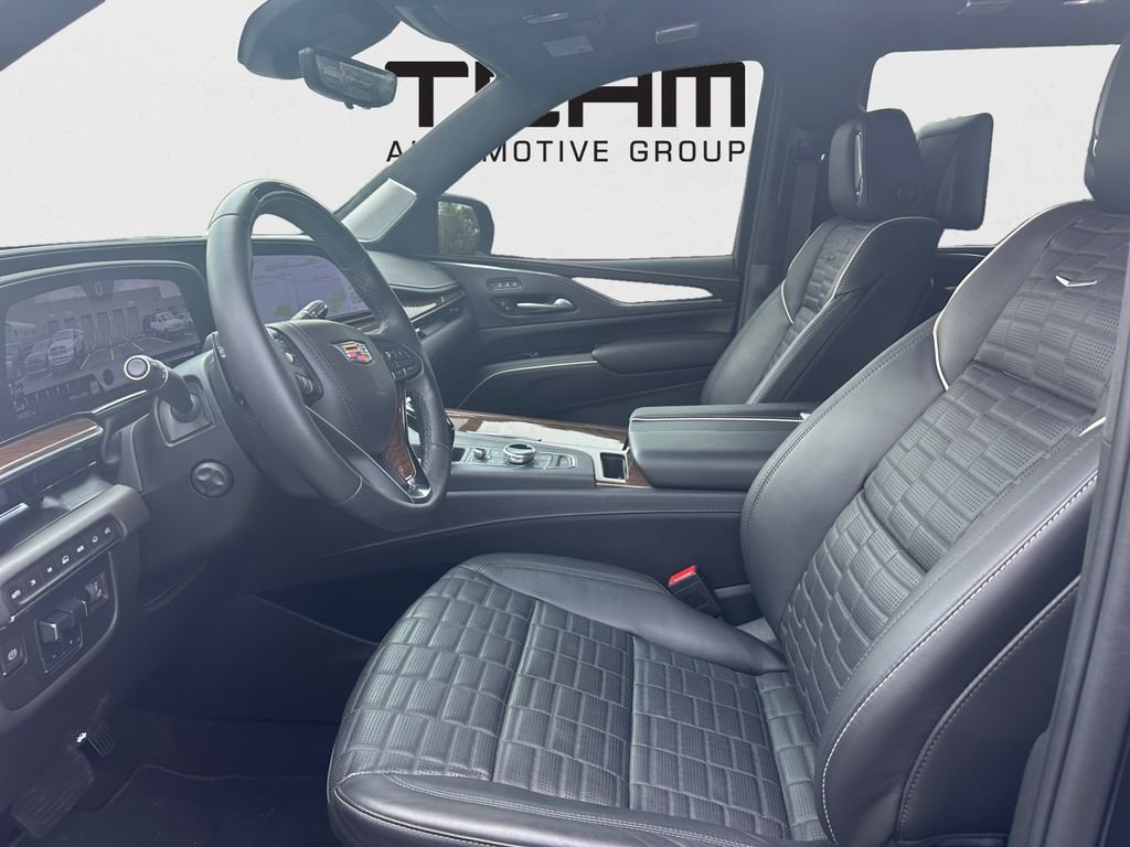Used 2024 Gray Cadillac Sport Platinum image 25