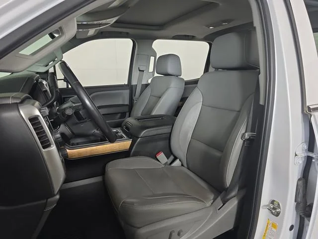 Used 2019 IRIDESCENT PEARL TRICOAT Chevrolet LTZ image 20