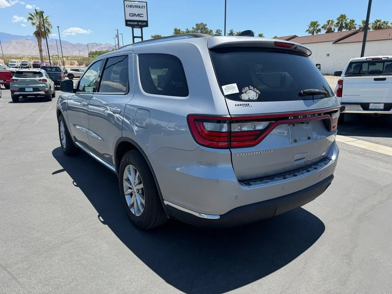 Used 2017 Billet Metallic Clearcoat Dodge SXT image 5