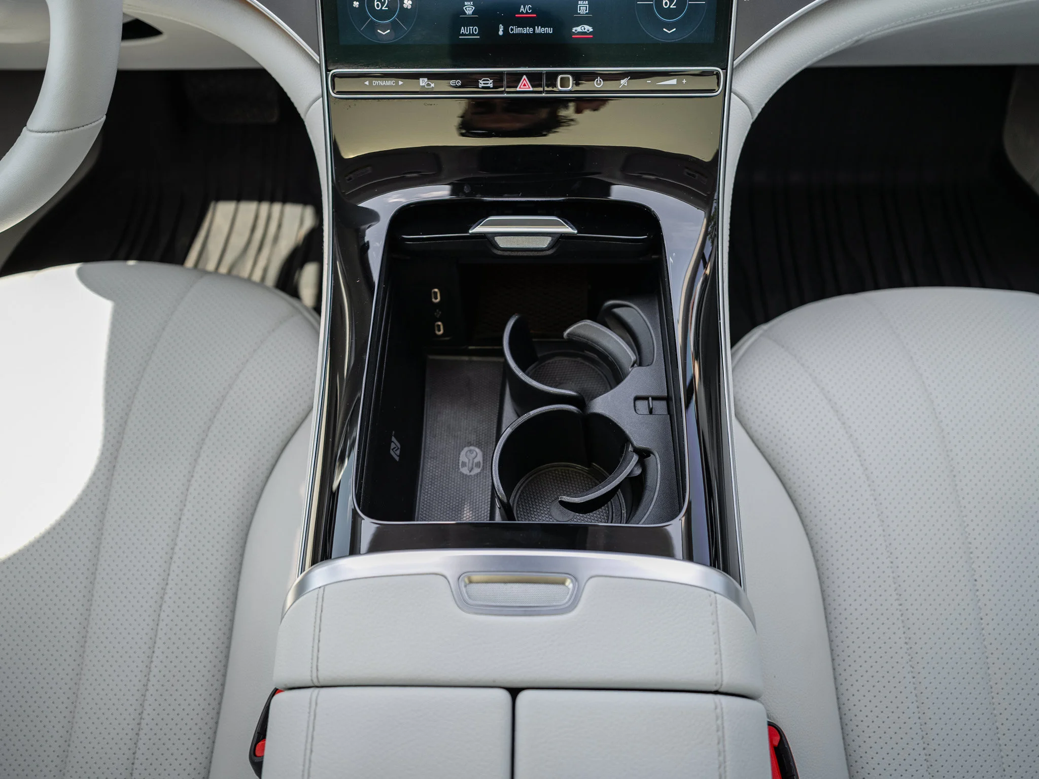 Certified Used 2023 MANUFAKTUR Moonlight White Metallic Mercedes-Benz 350 Sedan image 22