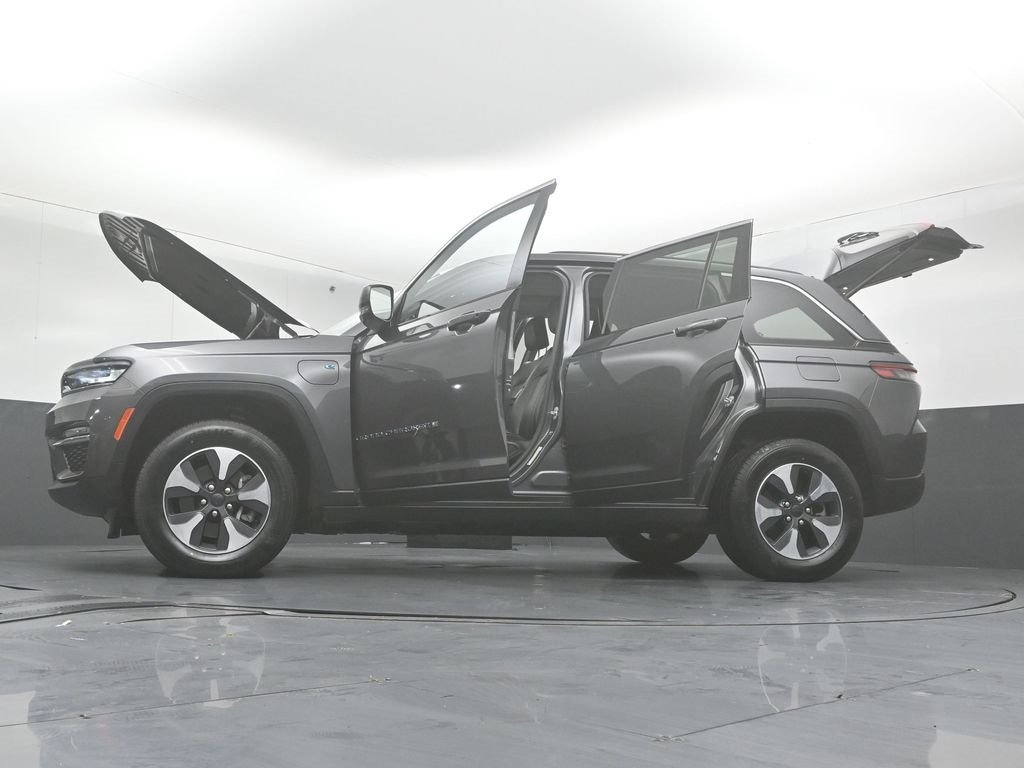 2022 JEEP GRAND CHEROKEE - Image 49