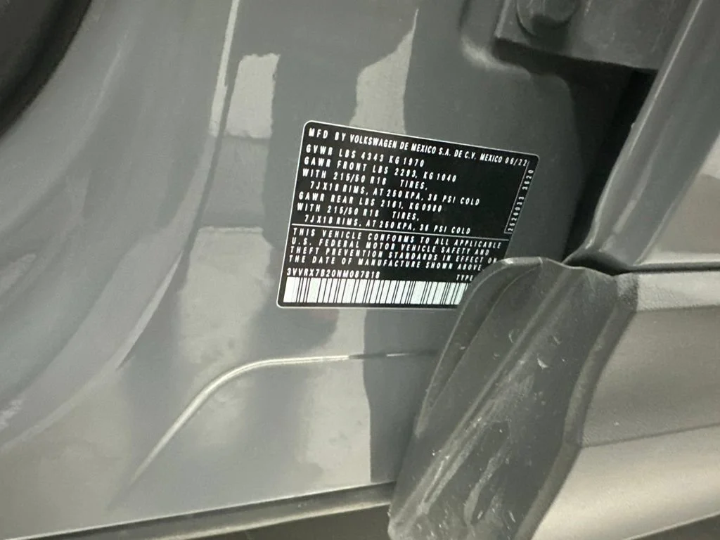 Used 2022 Gray Volkswagen 1.5T SE image 27