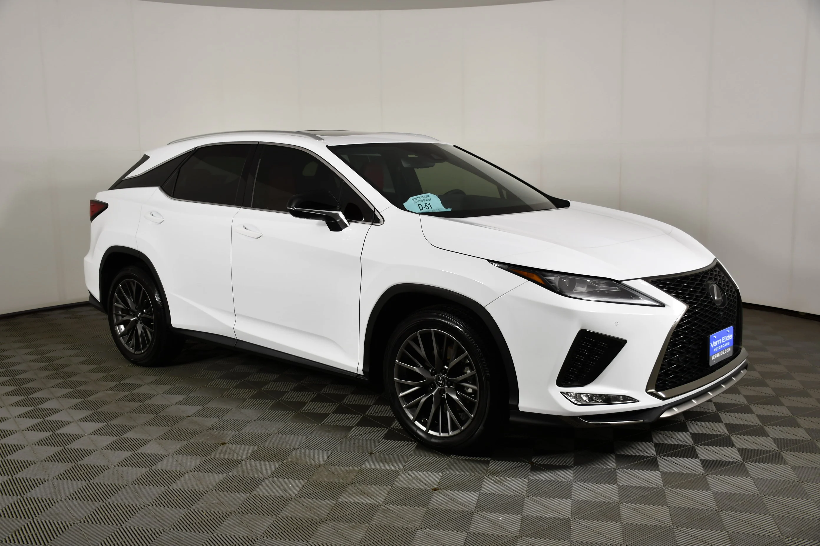 Used 2022 Ultra White Lexus RX 350 F SPORT Handling image 4