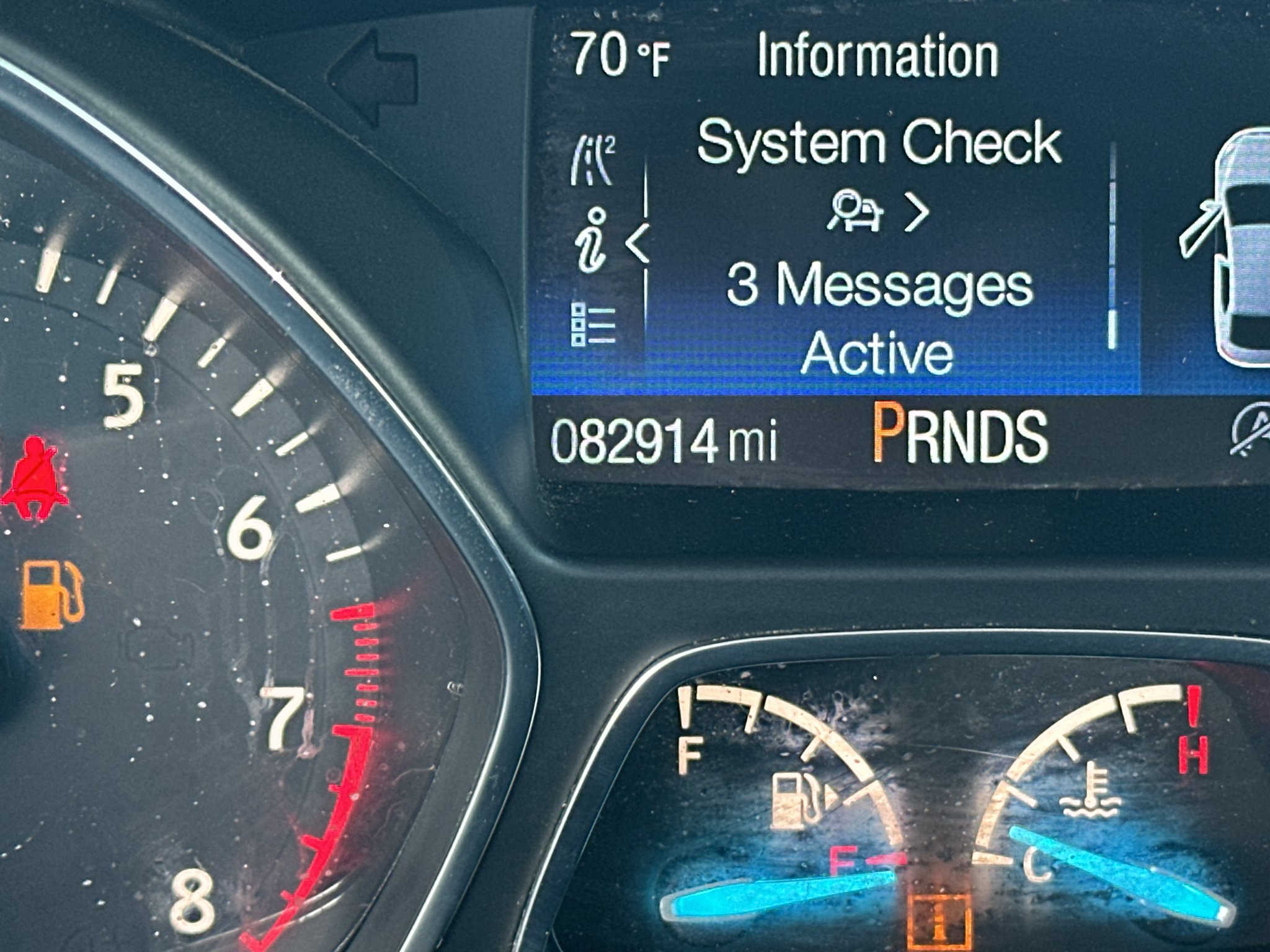Used 2019 Lightning Blue Metallic Ford SE image 19