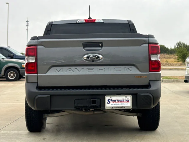 Used 2024 Gray Ford XLT image 8