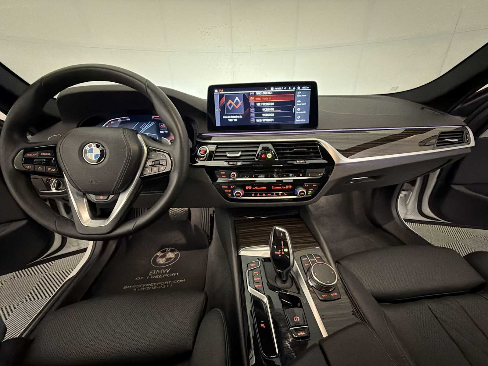 Used 2023 Mineral White Metallic BMW 530i xDrive image 14