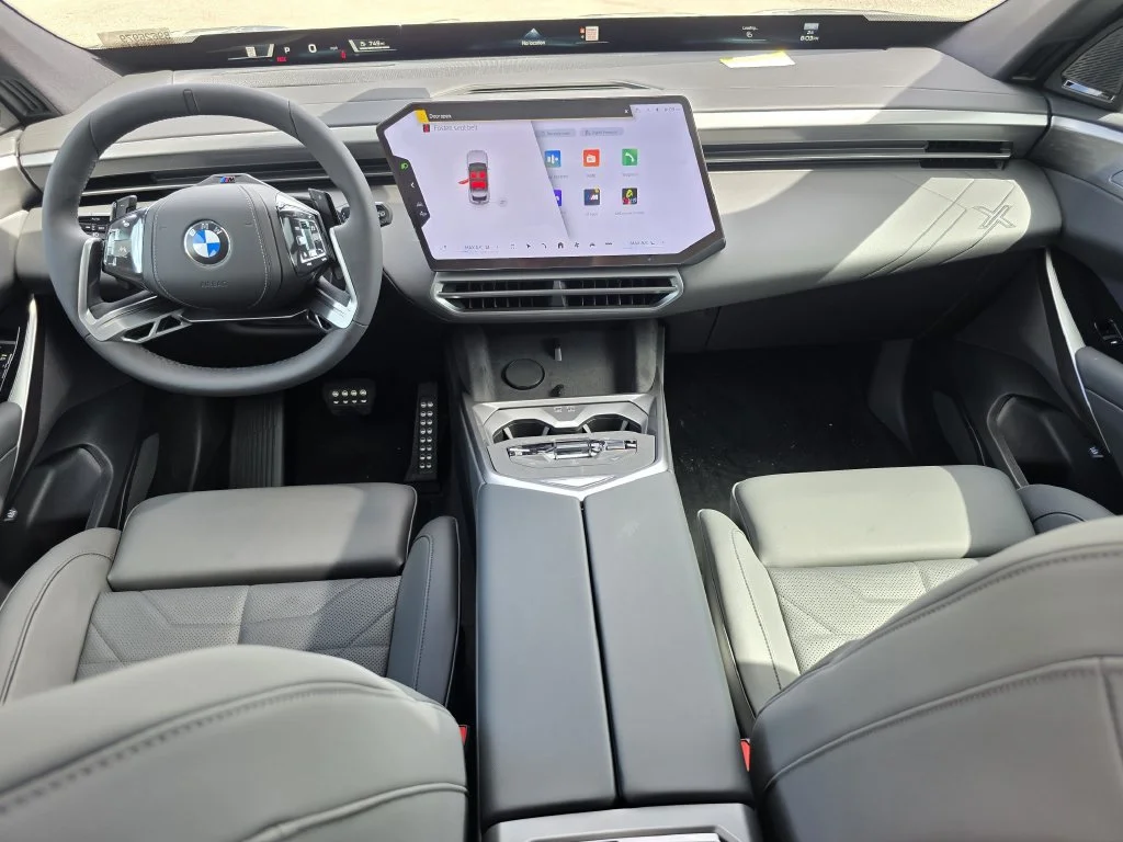 New 2027 Silver BMW  image 8