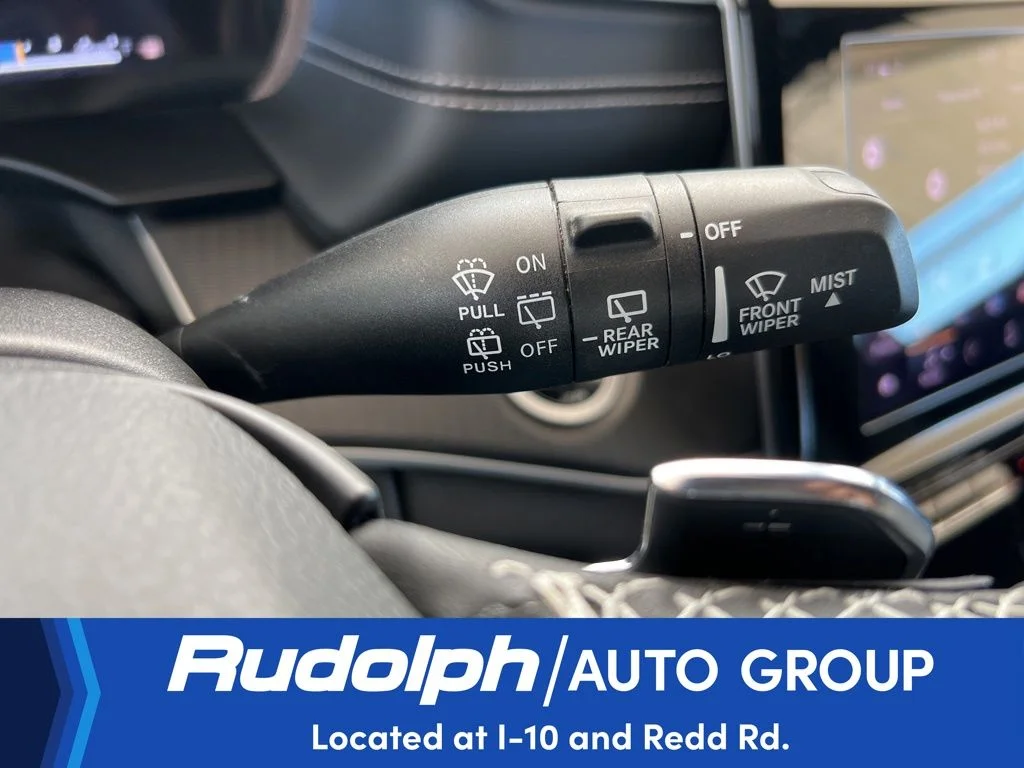 Used 2025 Silver Jeep Altitude image 42