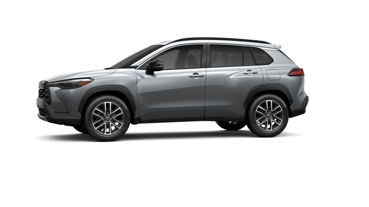 New 2026 Sonic Silver Toyota XLE image 3