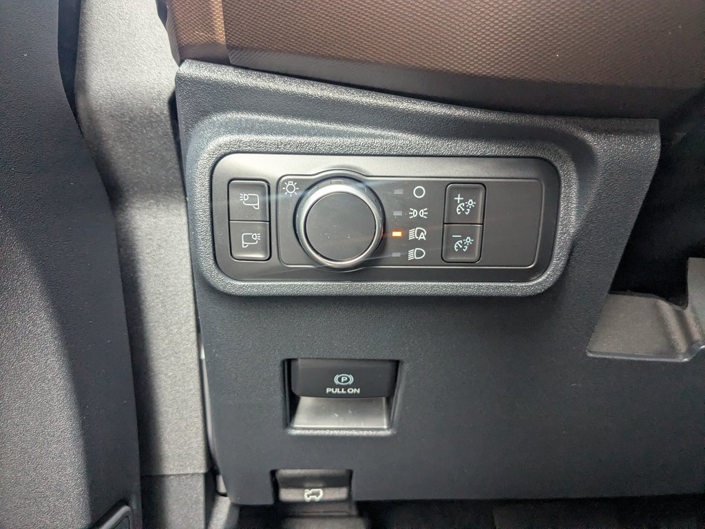 Used 2022  Ford Outer Banks image 21