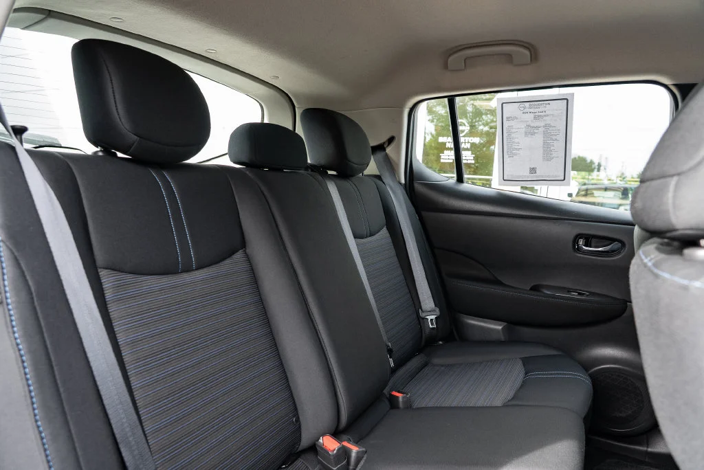 Used 2025 Blue Nissan S image 25