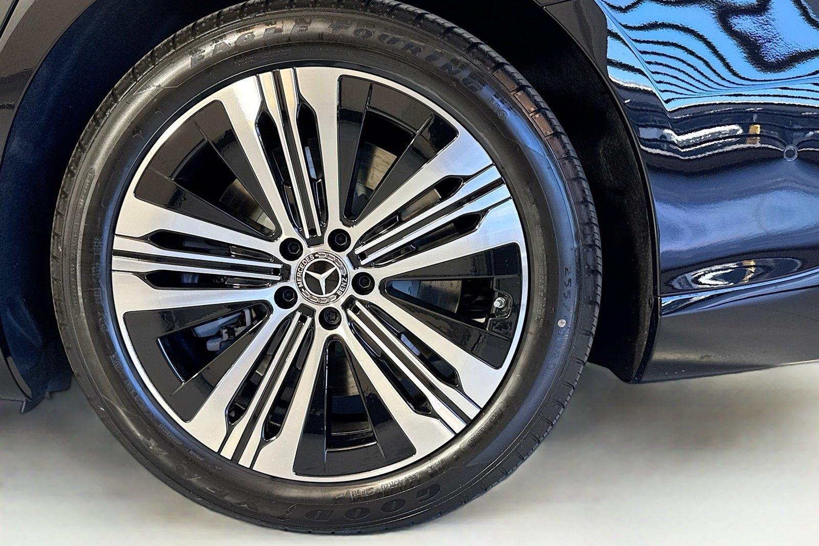 New 2026 Obsidian Black Metallic Mercedes-Benz EQS 450 image 28
