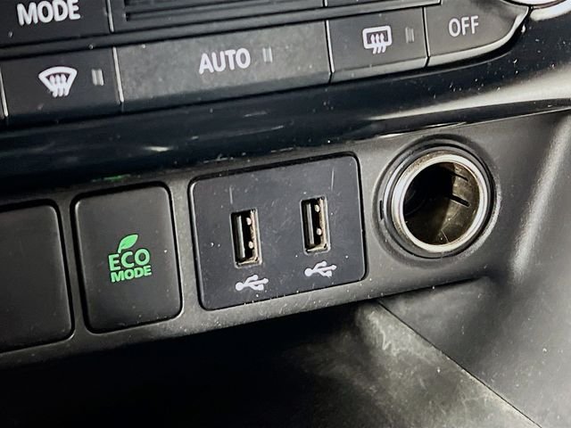 2019 Mitsubishi Eclipse Cross LE - Photo 19