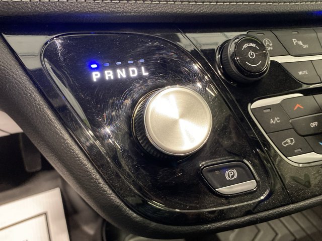 2024 Chrysler Pacifica Touring L - Photo 15