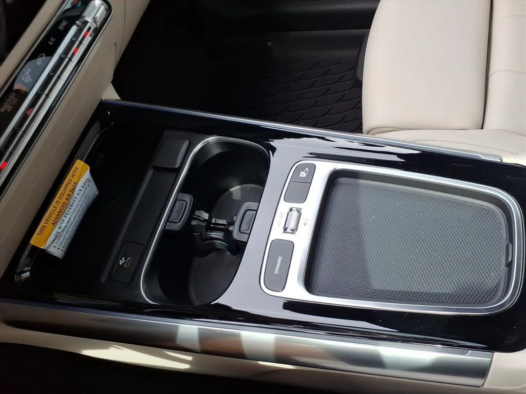 Certified Used 2026 Cirrus Silver Metallic Mercedes-Benz GLA 250 image 22