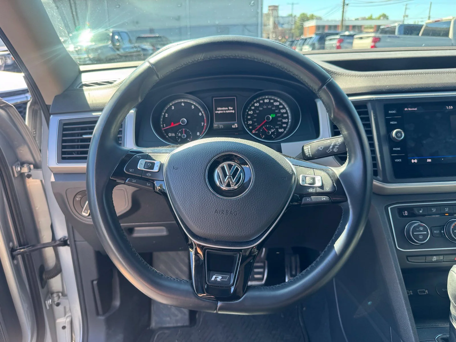 Used 2019  Volkswagen 3.6L V6 SE image 21
